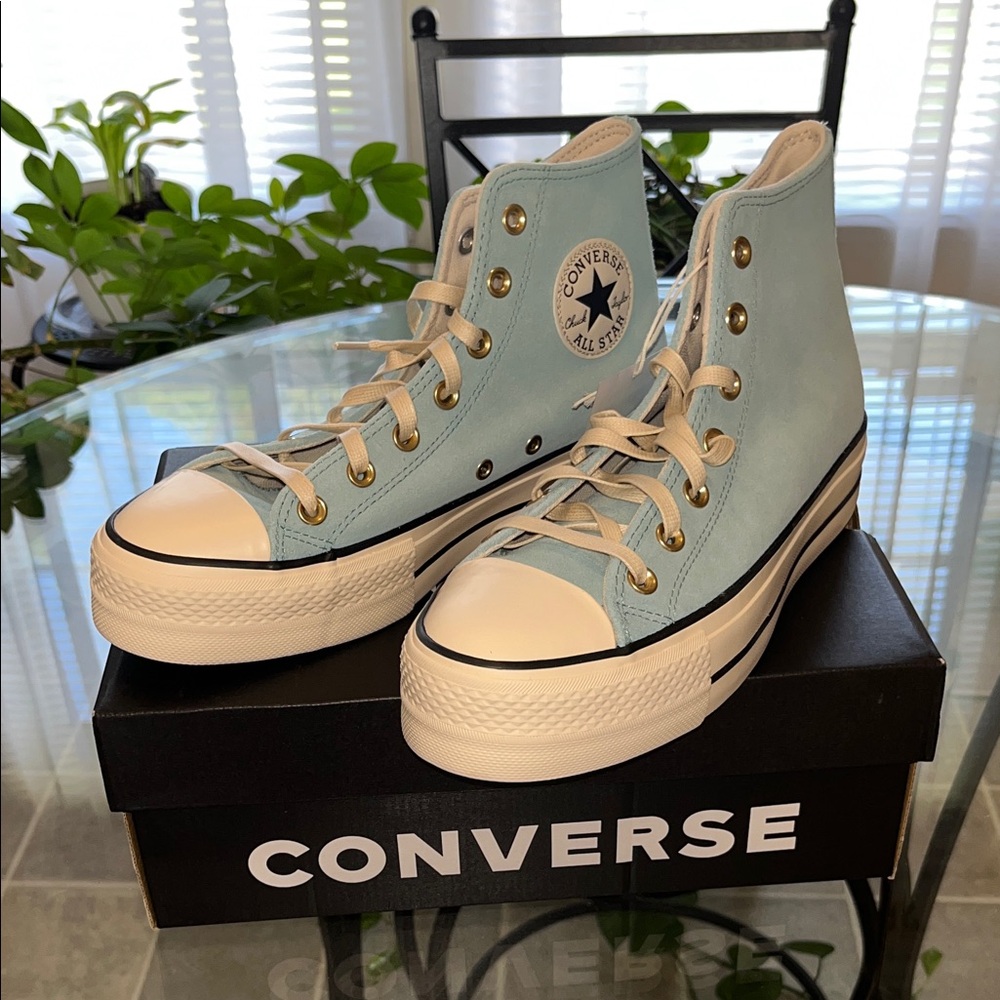Converse Platform Suede Shoes